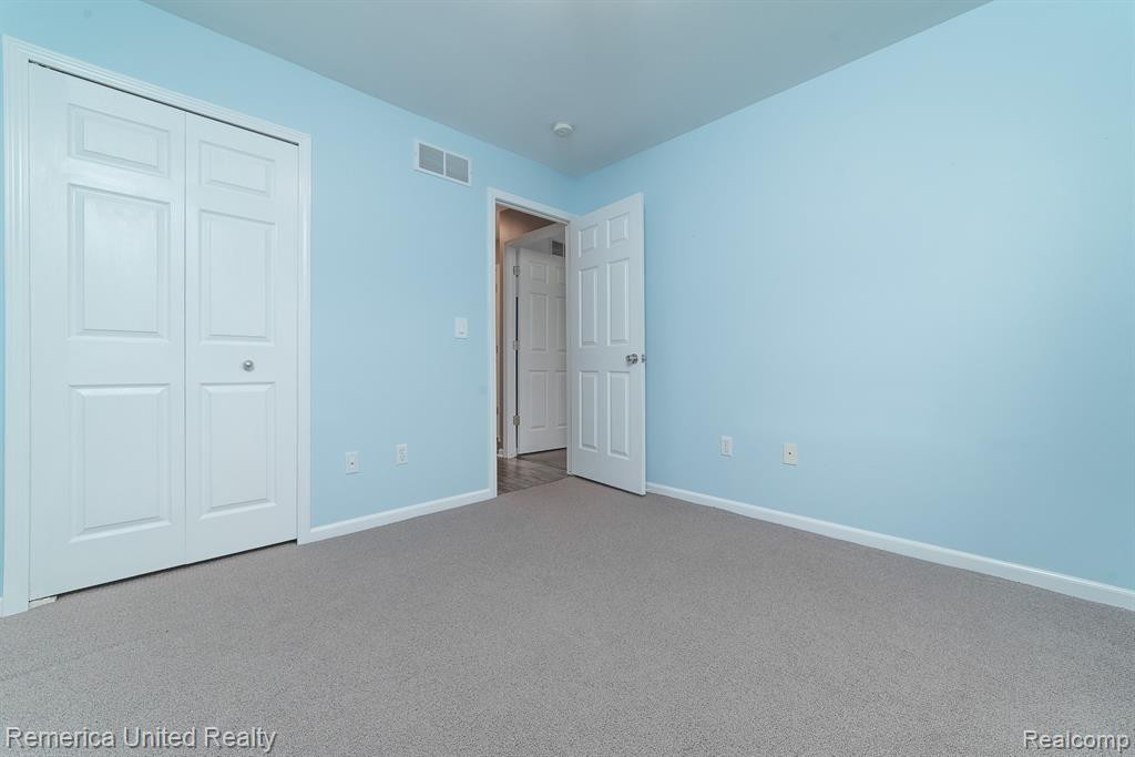 266 AQUEDUCT Drive, Walled Lake, MI 48390 — Photo 7
