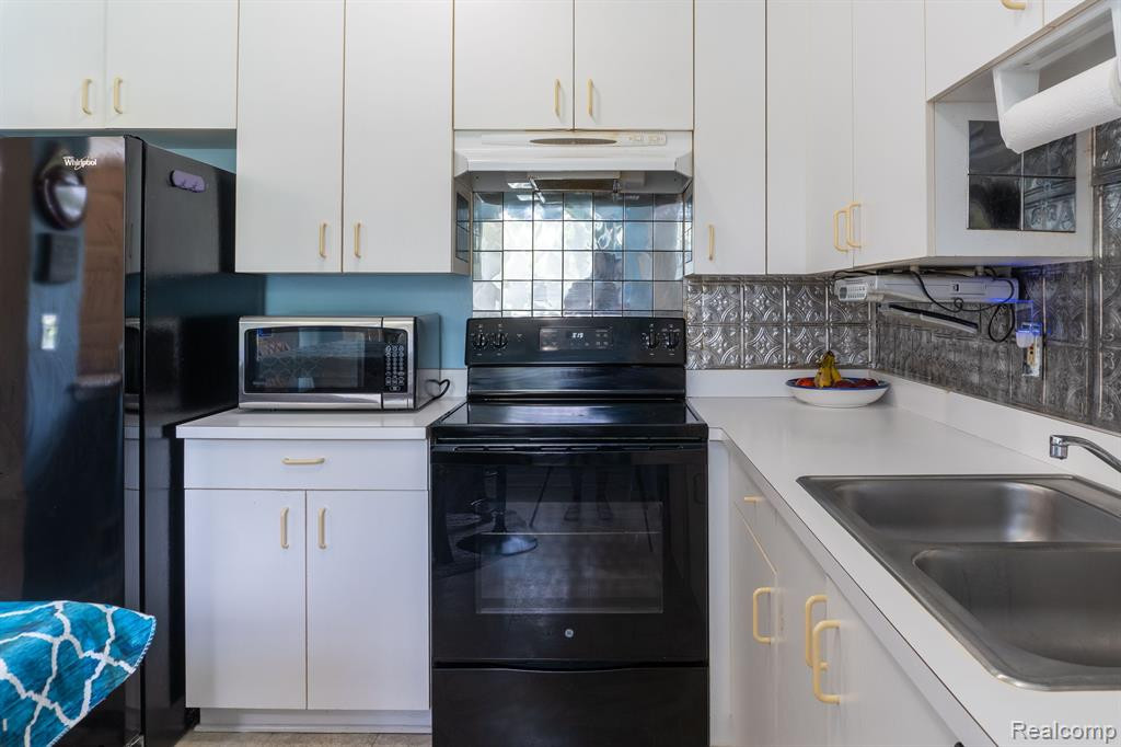 41613 BLAIR Drive, Novi, MI 48377 — Photo 8