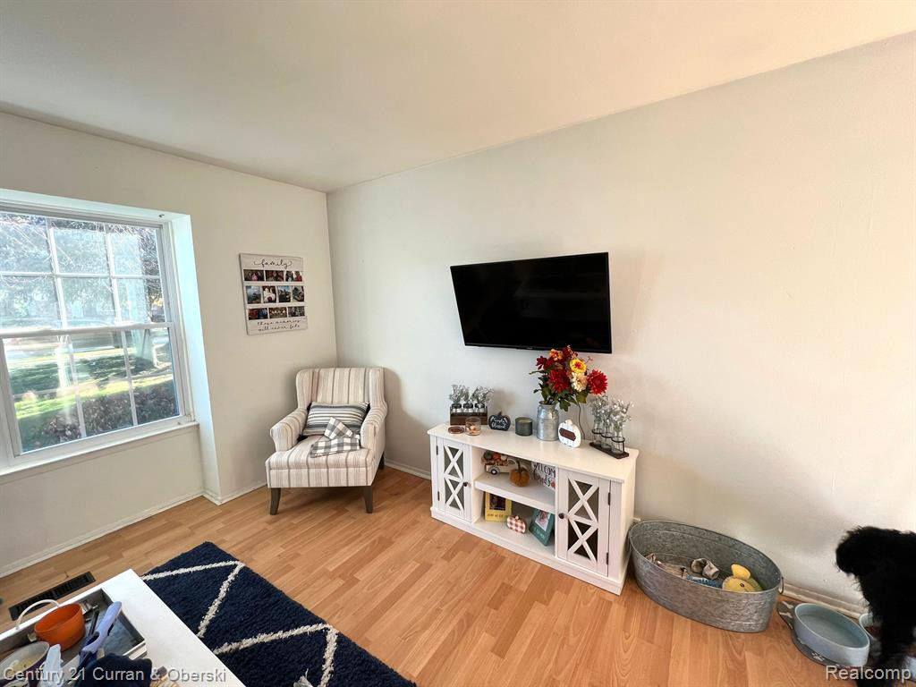 24305 BASHIAN Drive, Novi, MI — Photo 6