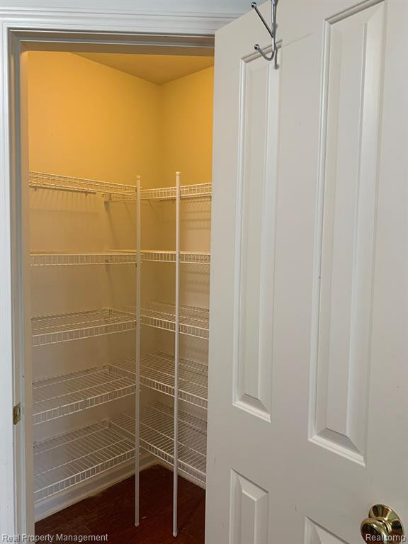 16833 HAWICK Lane, 5, Romulus, MI 48174 — Photo 6