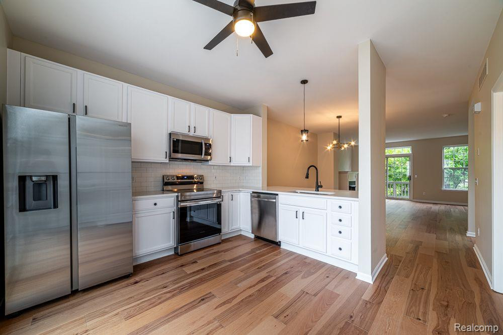 445 W HANCOCK Street, 12, Detroit, MI 48201 — Photo 8