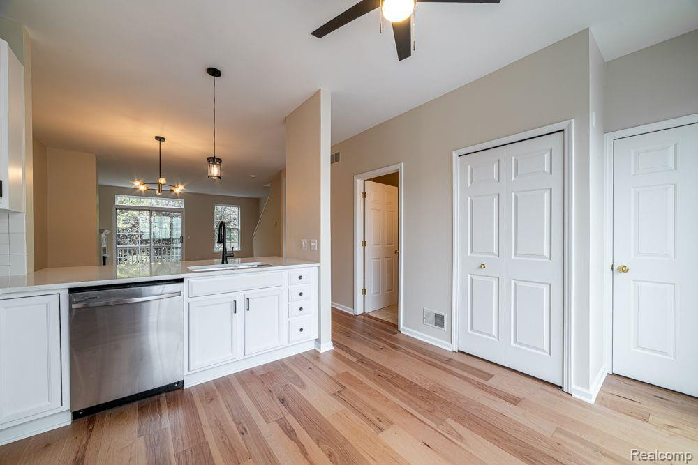 445 W HANCOCK Street, 12, Detroit, MI 48201 — Photo 9