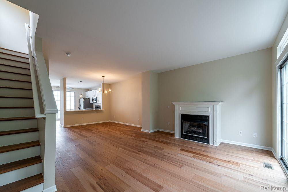 445 W HANCOCK Street, 12, Detroit, MI 48201 — Photo 15