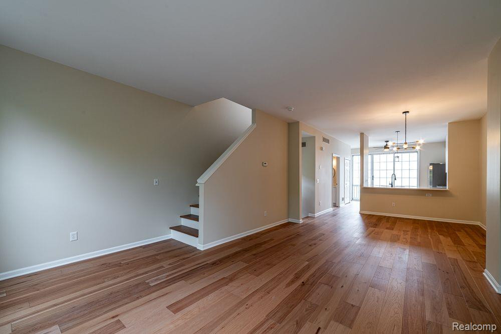 445 W HANCOCK Street, 12, Detroit, MI 48201 — Photo 17