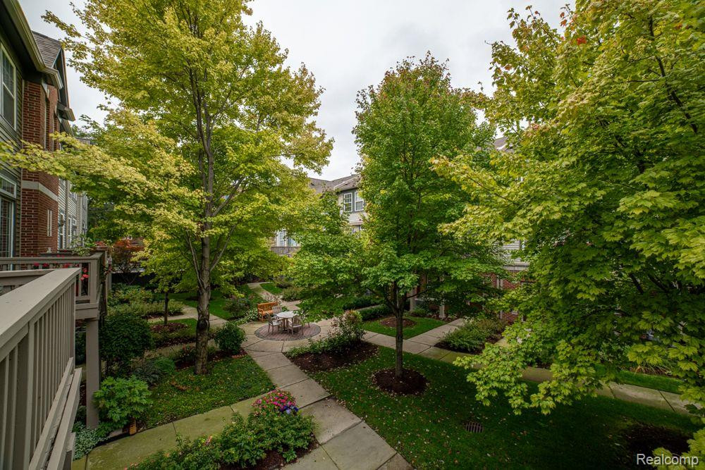 445 W HANCOCK Street, 12, Detroit, MI 48201 — Photo 31