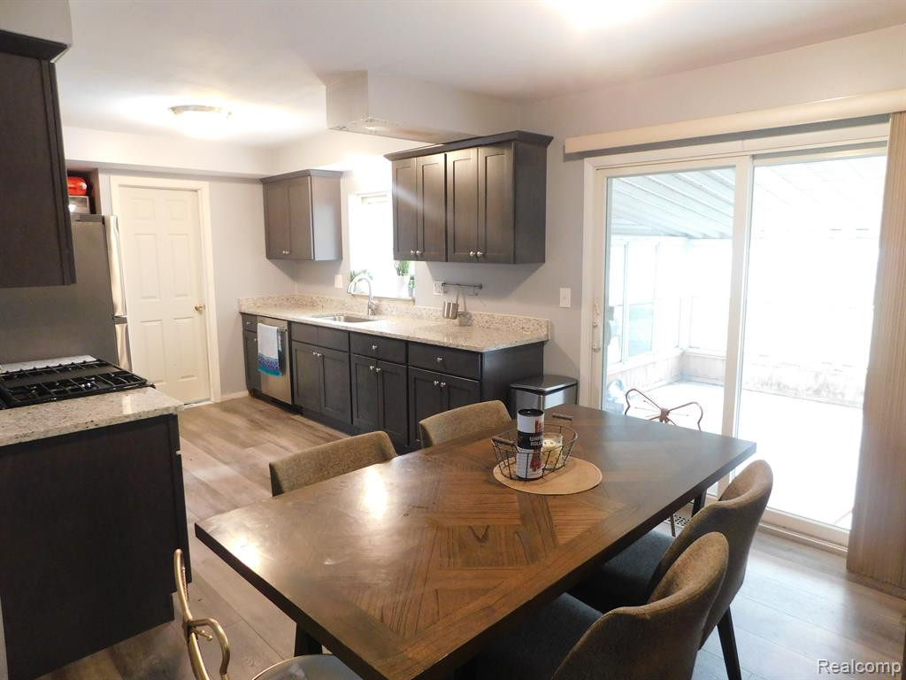 5280 KEMO Drive, Shelby, MI 48317 — Photo 15