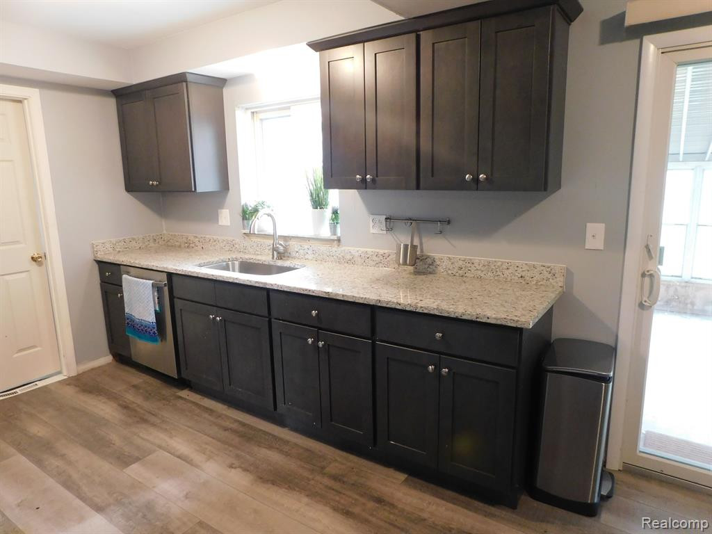 5280 KEMO Drive, Shelby, MI 48317 — Photo 16