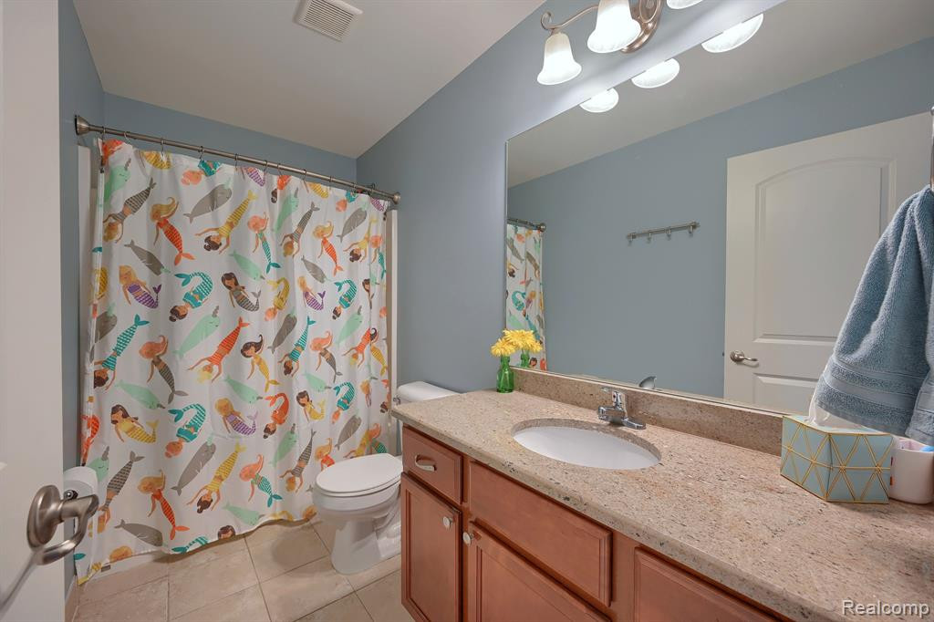 24460 WEDGEWOOD Drive, South Lyon, MI 48178 — Photo 31