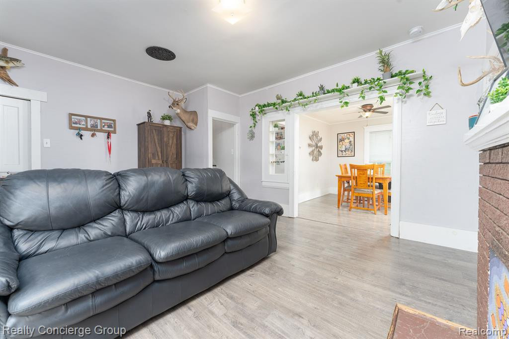 419 S CENTER Street, Stockbridge, MI 49285 — Photo 4