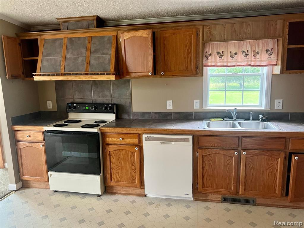 5885 FARGO Road, Kenockee, MI 48006 — Photo 17