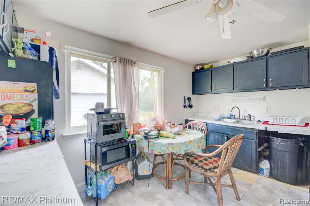 9 BLAIN Court, Ann Arbor, MI 48108 — Photo 5