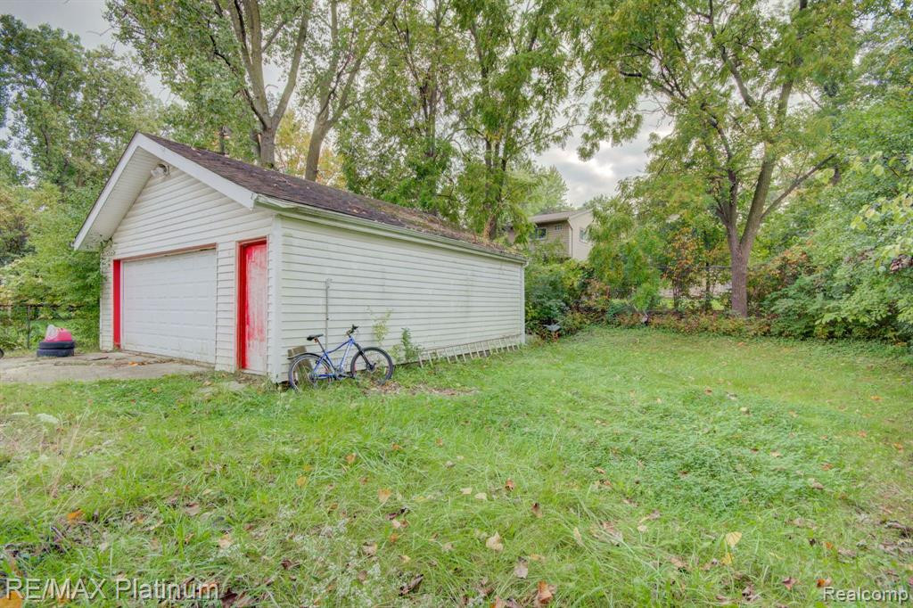 9 BLAIN Court, Ann Arbor, MI 48108 — Photo 14