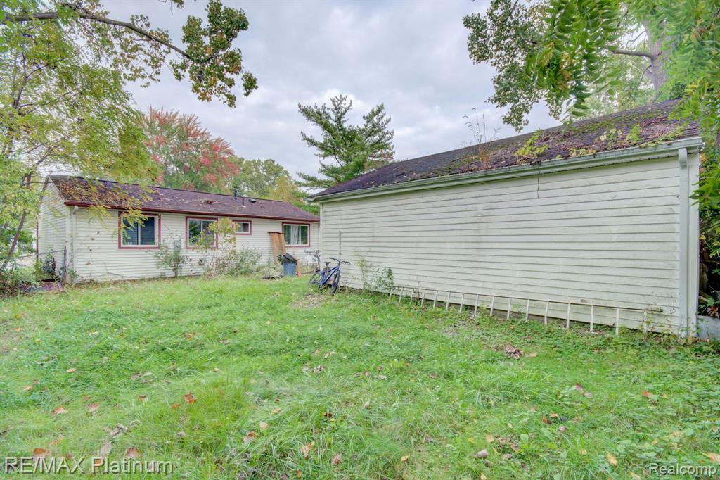 9 BLAIN Court, Ann Arbor, MI 48108 — Photo 15