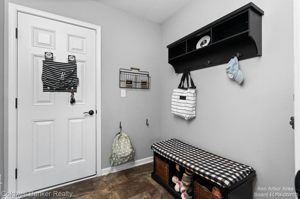 7558 ABIGAIL Drive, Ypsilanti, MI 48198 — Photo 27