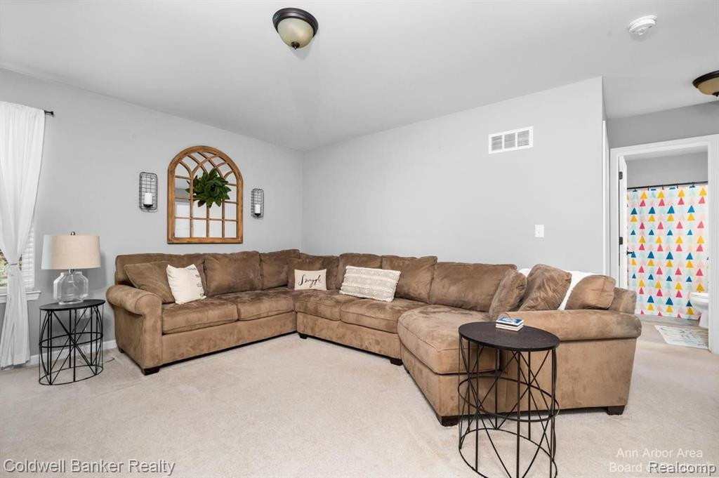 7558 ABIGAIL Drive, Ypsilanti, MI 48198 — Photo 29