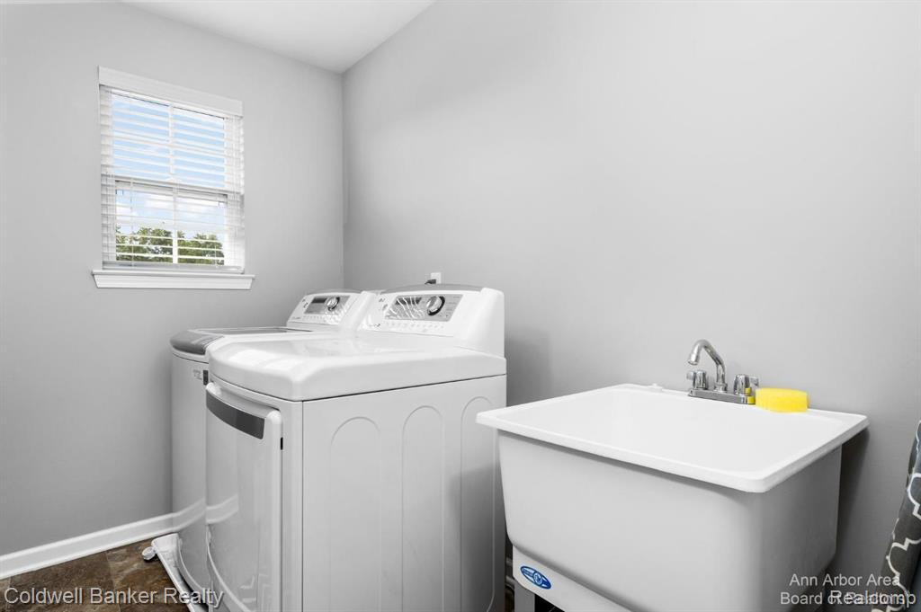 7558 ABIGAIL Drive, Ypsilanti, MI 48198 — Photo 31