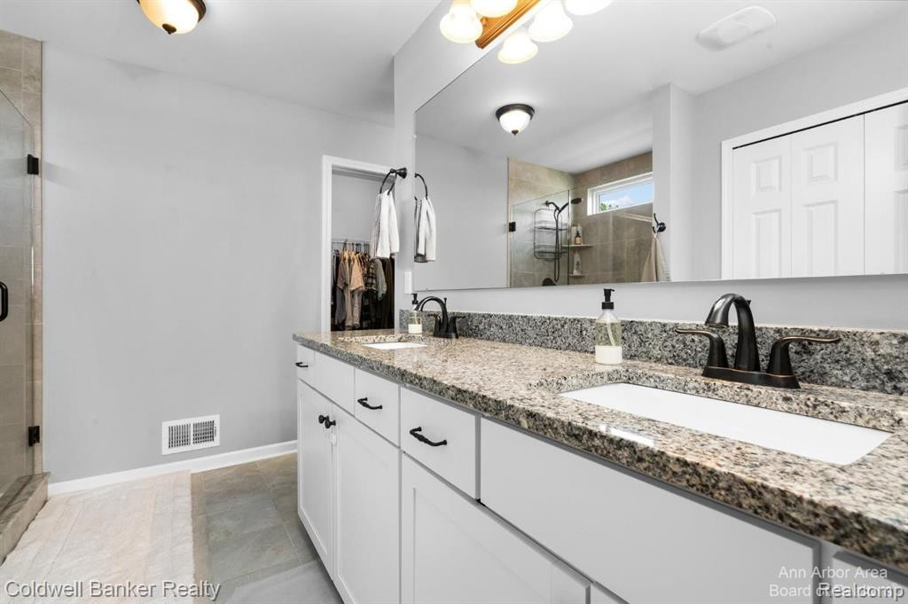 7558 ABIGAIL Drive, Ypsilanti, MI 48198 — Photo 44