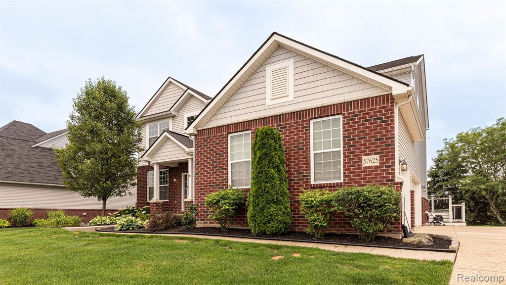 57625 BLOSSOM VALLEY Trail, New Hudson, MI 48165 — Photo 6