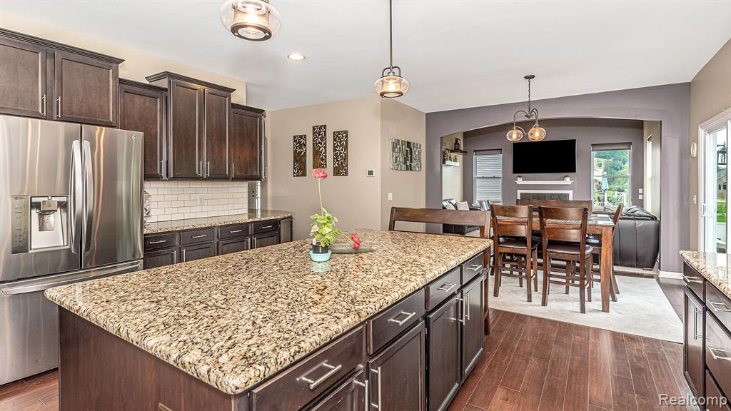 57625 BLOSSOM VALLEY Trail, New Hudson, MI 48165 — Photo 18
