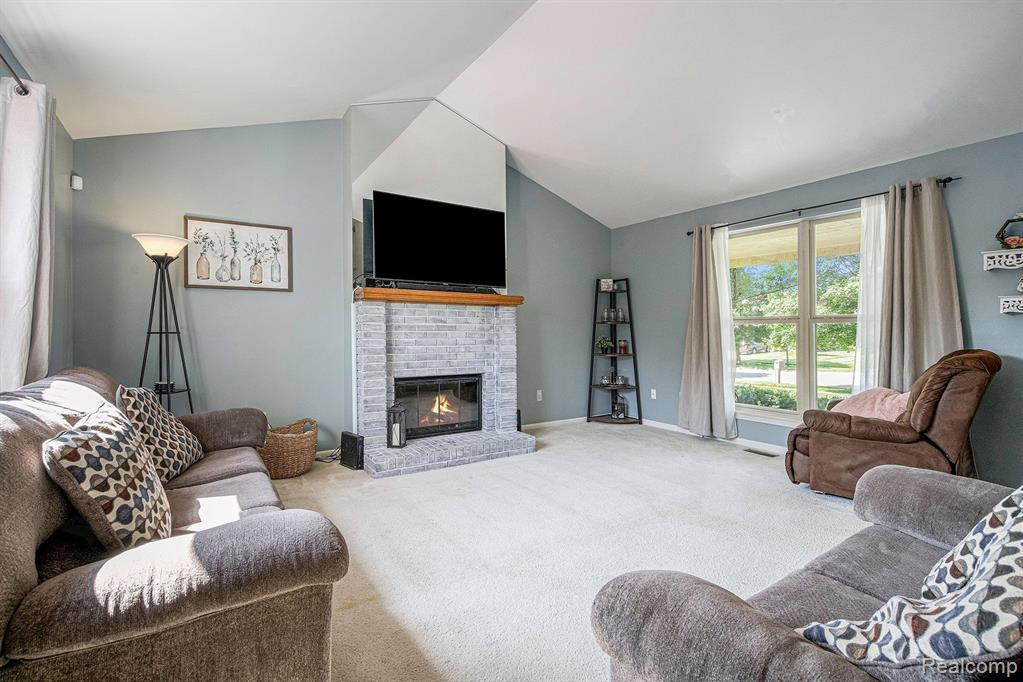 5841 Sunrise Drive, Ypsilanti, MI 48197 — Photo 9