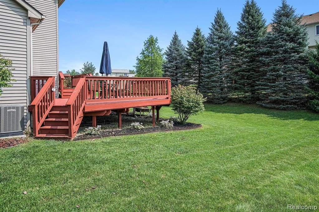5841 Sunrise Drive, Ypsilanti, MI 48197 — Photo 39