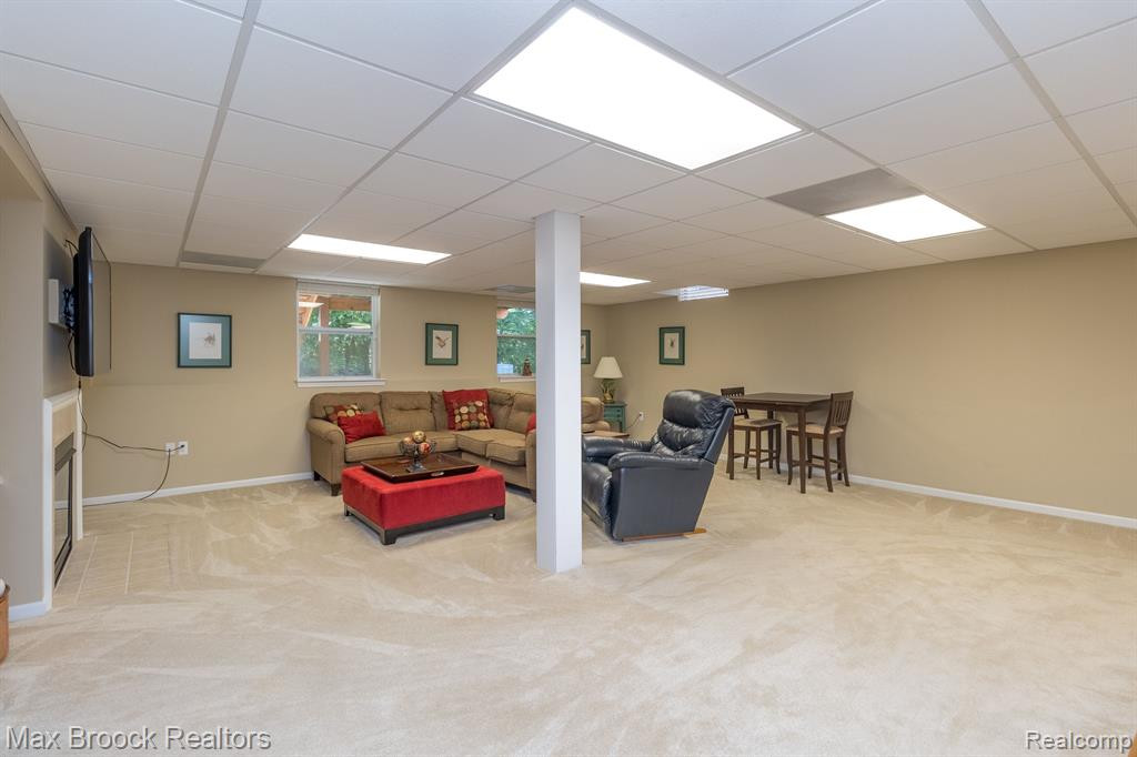 40578 LENOX PARK Drive, Novi, MI 48377 — Photo 36