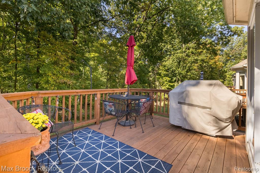 40578 LENOX PARK Drive, Novi, MI 48377 — Photo 46