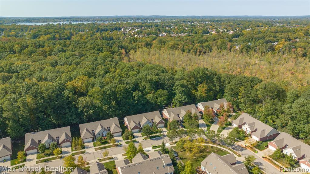 40578 LENOX PARK Drive, Novi, MI 48377 — Photo 51