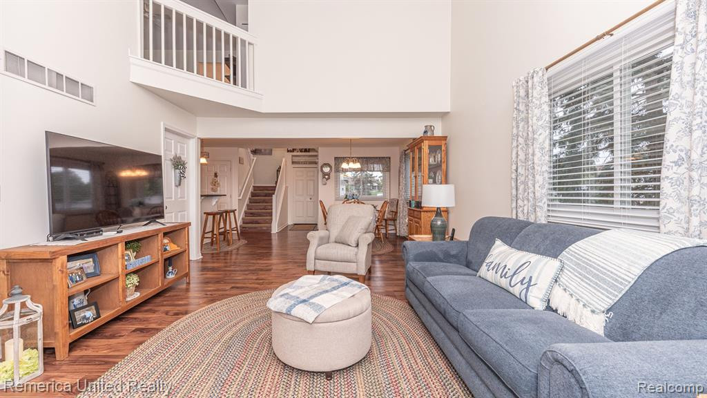 61010 EVERGREEN Court, South Lyon, MI 48178 — Photo 22