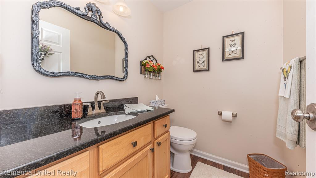 61010 EVERGREEN Court, South Lyon, MI 48178 — Photo 27