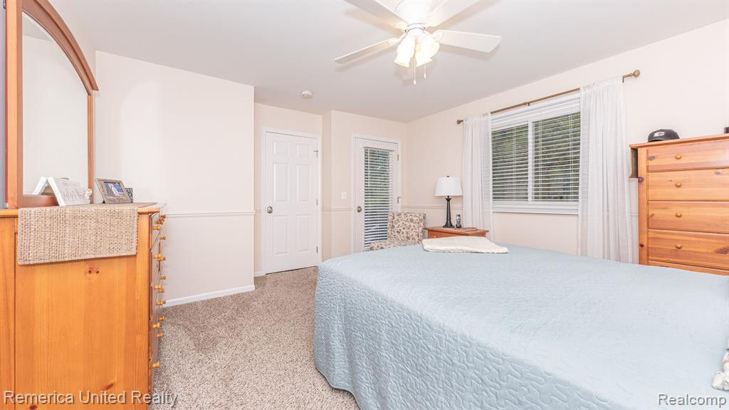 61010 EVERGREEN Court, South Lyon, MI 48178 — Photo 29