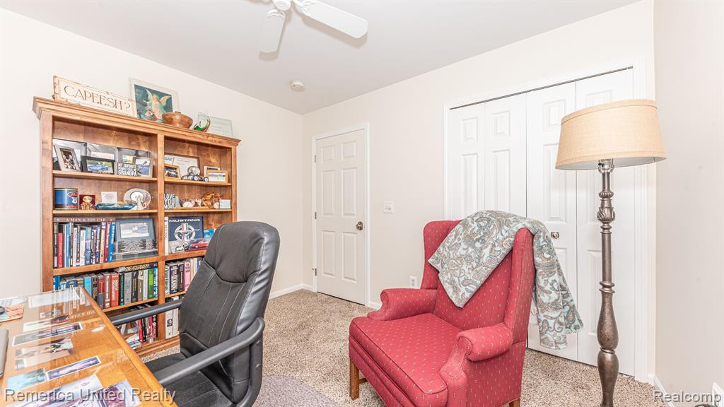 61010 EVERGREEN Court, South Lyon, MI 48178 — Photo 43