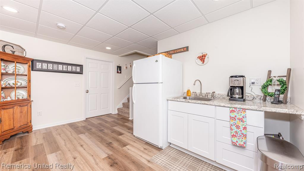 61010 EVERGREEN Court, South Lyon, MI 48178 — Photo 50