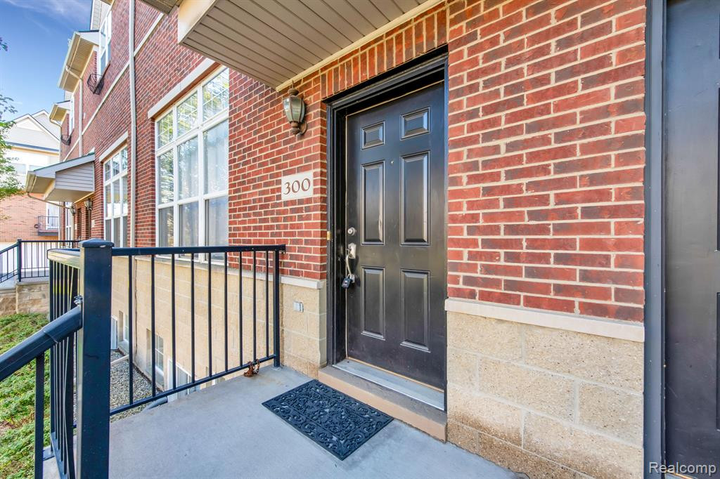 300 E Palmer St #27, Detroit, MI 48202 — Photo 4