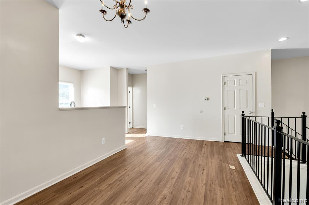 300 E Palmer St #27, Detroit, MI 48202 — Photo 8