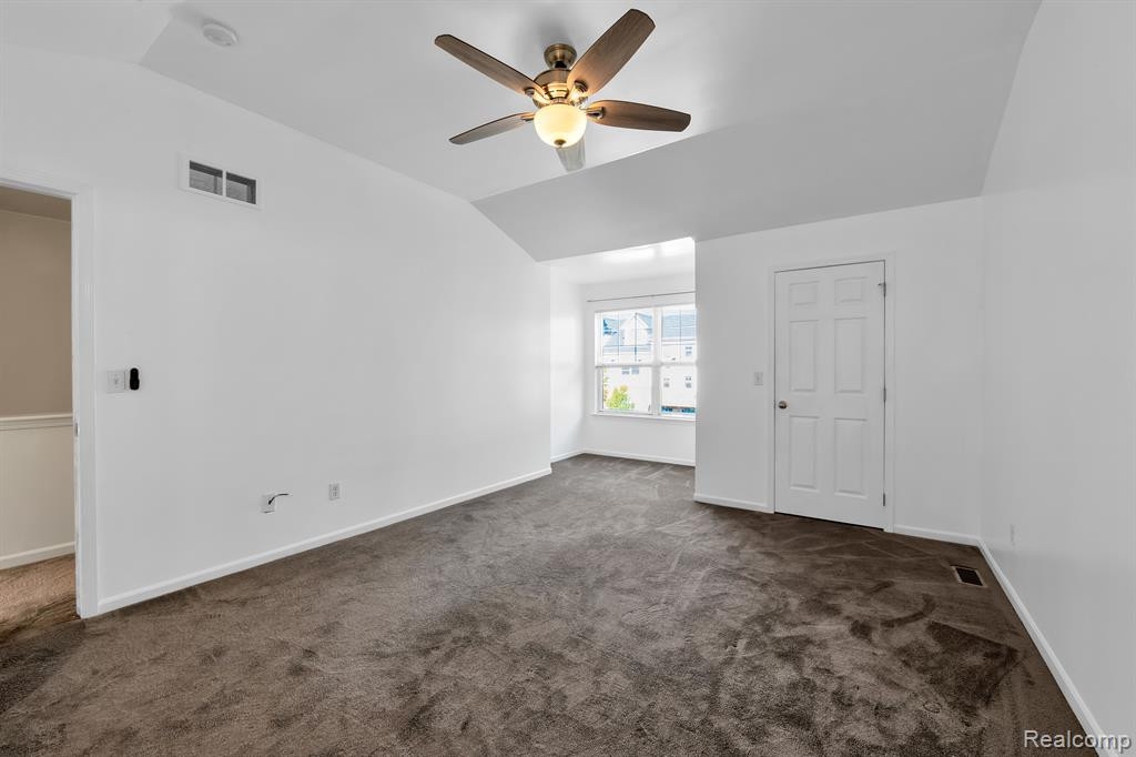 300 E Palmer St #27, Detroit, MI 48202 — Photo 12