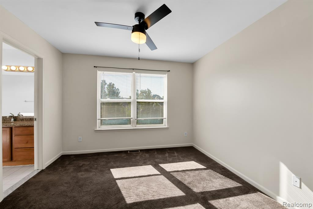 300 E Palmer St #27, Detroit, MI 48202 — Photo 16