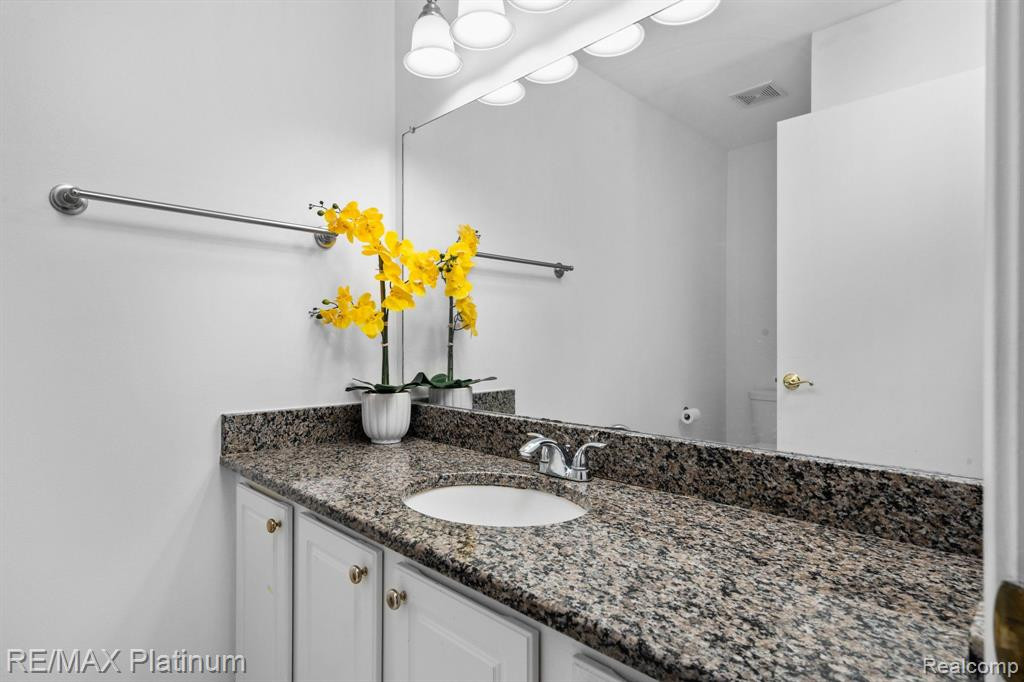 3231 KILBURN PARK Circle, Ann Arbor, MI 48105 — Photo 25