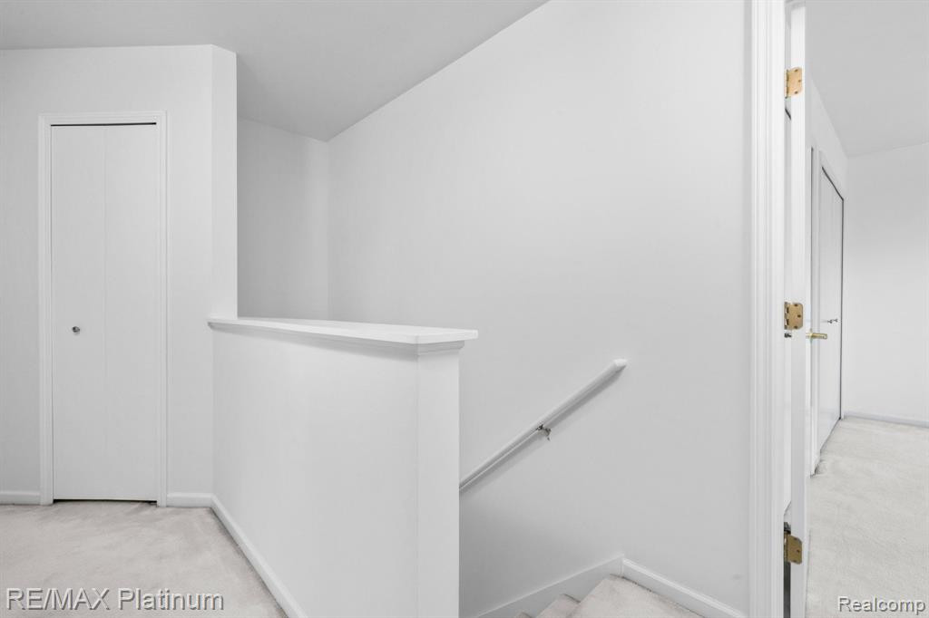 3231 KILBURN PARK Circle, Ann Arbor, MI 48105 — Photo 32