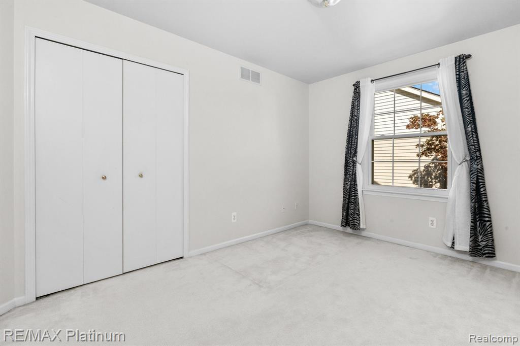3231 KILBURN PARK Circle, Ann Arbor, MI 48105 — Photo 35
