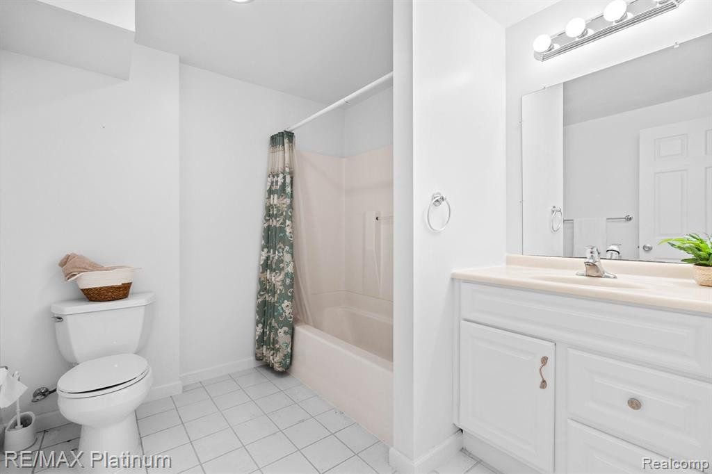 3231 KILBURN PARK Circle, Ann Arbor, MI 48105 — Photo 40
