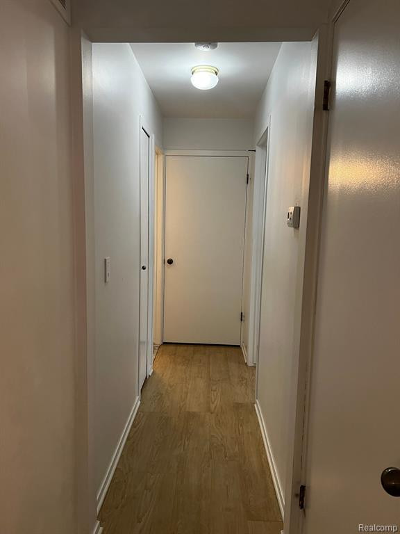 1626 S Hill Circle Circle, Bloomfield, MI 48304 — Photo 11