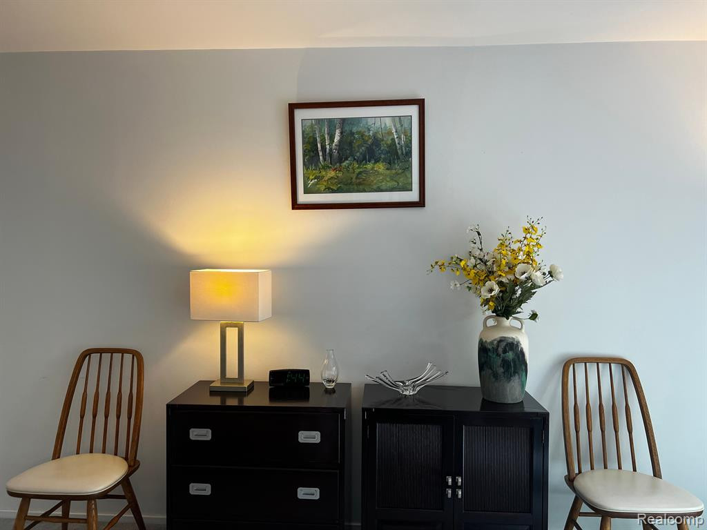 1626 S Hill Circle Circle, Bloomfield, MI 48304 — Photo 13