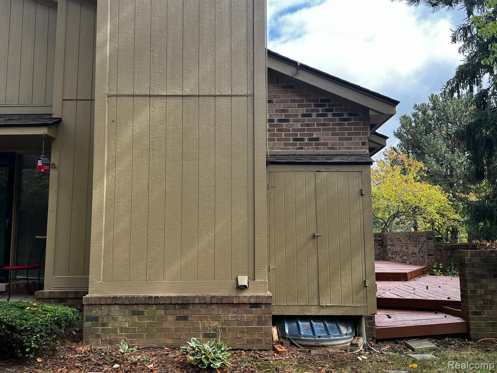 1626 S Hill Circle Circle, Bloomfield, MI 48304 — Photo 27