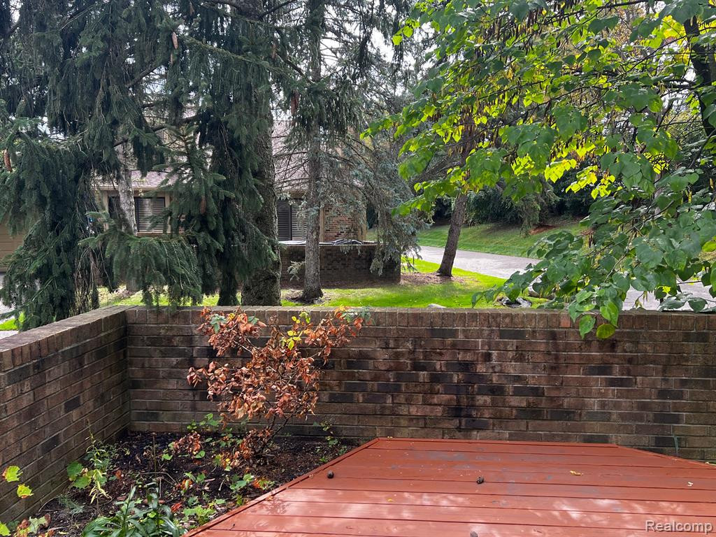 1626 S Hill Circle Circle, Bloomfield, MI 48304 — Photo 31