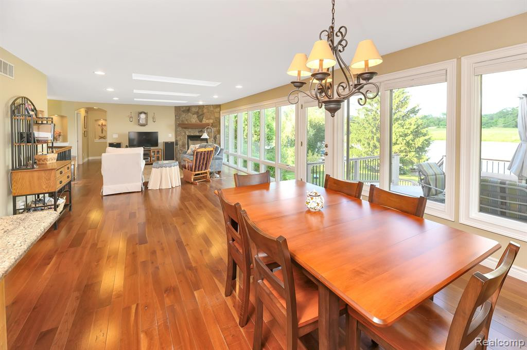 8200 PINE RANCH Drive, Brighton, MI 48114 — Photo 14