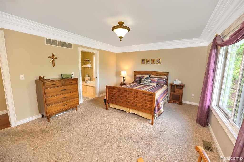 8200 PINE RANCH Drive, Brighton, MI 48114 — Photo 21