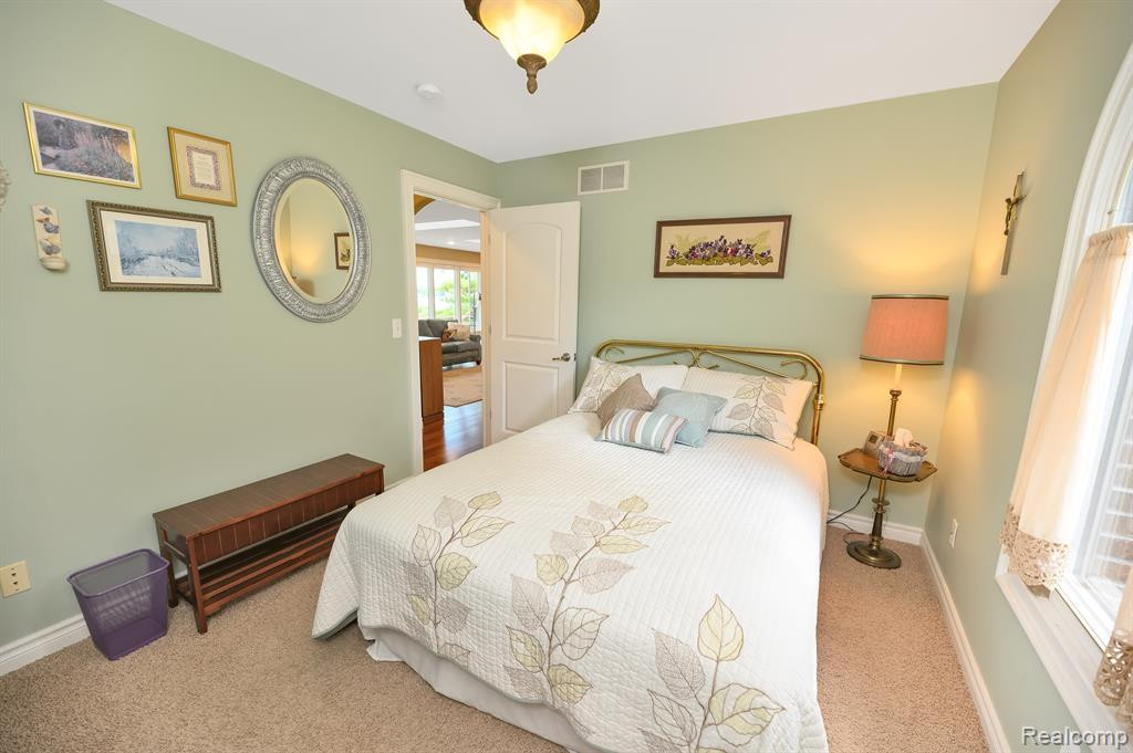 8200 PINE RANCH Drive, Brighton, MI 48114 — Photo 28