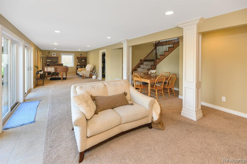 8200 PINE RANCH Drive, Brighton, MI 48114 — Photo 34