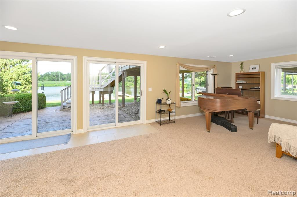 8200 PINE RANCH Drive, Brighton, MI 48114 — Photo 36